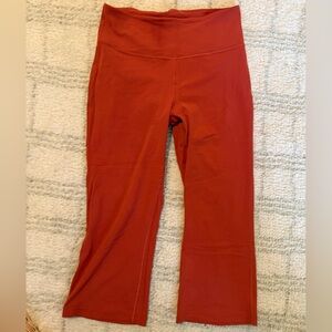 Lululemon Rust Orange Wide Leg Capris Leggings | SIZE UNKNOWN (LARGE/XL)